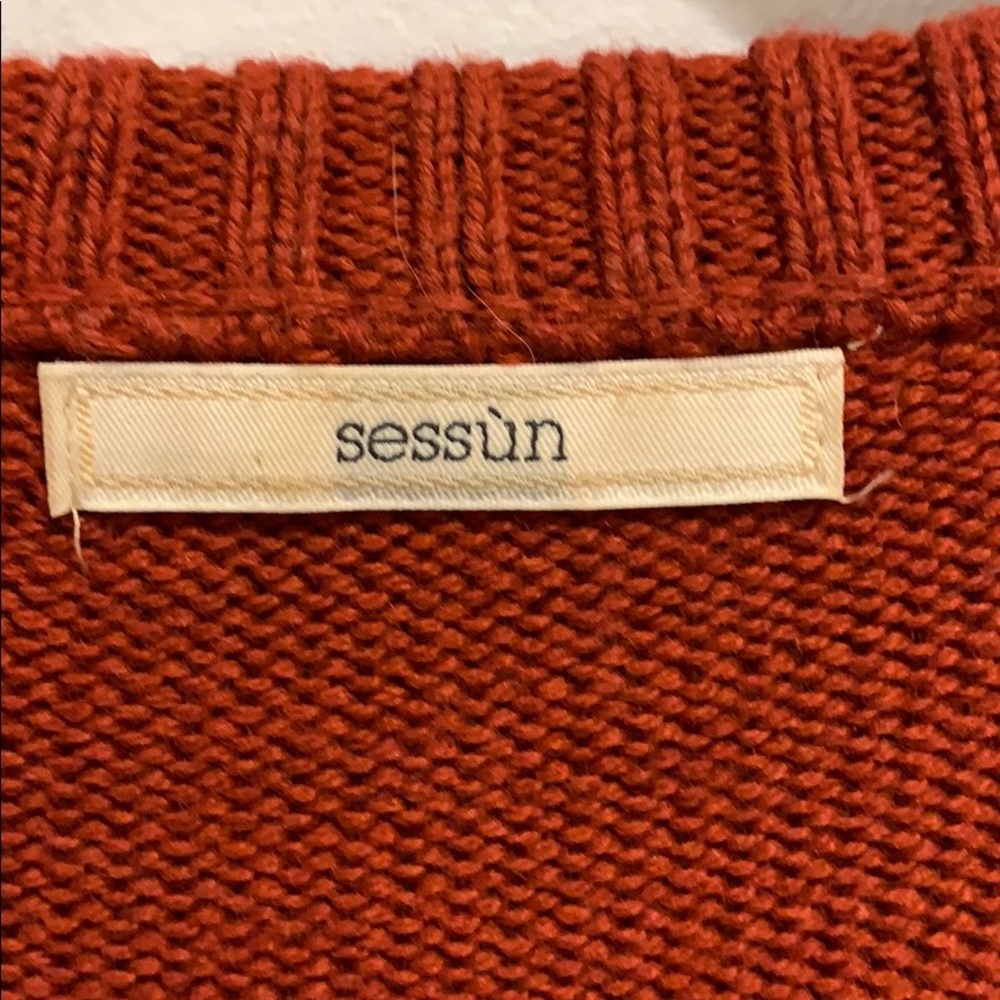 Sweater - Picture 4 of 4